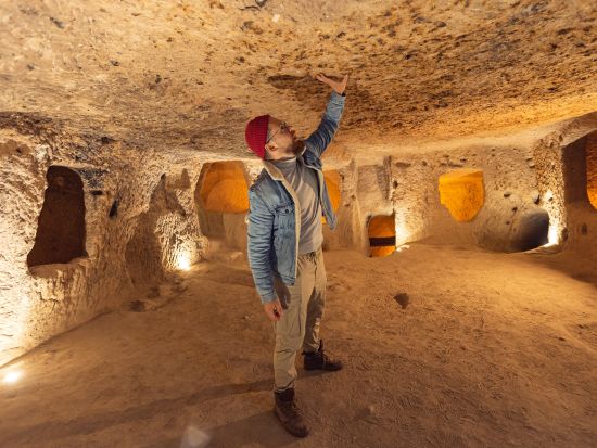 世界遺産カッパドキア1日観光　大自然満喫グリーンツアー　地下都市＋ウフララ渓谷ハイキング　気球付きプランあり＜貸切／昼食付／日本語ガイド／カッパドキア発＞