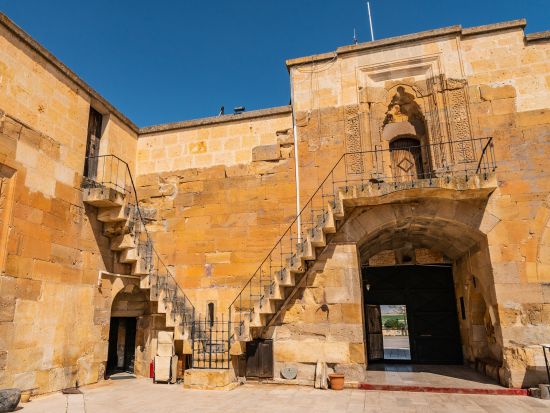 世界遺産カッパドキア1日観光　大自然満喫グリーンツアー　地下都市＋ウフララ渓谷ハイキング　気球付きプランあり＜貸切／昼食付／日本語ガイド／カッパドキア発＞