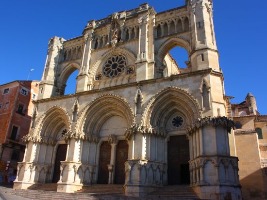 世界遺産クエンカ 1日観光ツアー＜日本語ガイド／列車利用／マドリード発＞by PSM