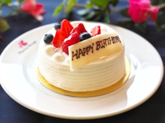 横浜ディナークルーズ マリーンルージュ記念日プラン 海を見ながら船上ディナーを楽しむ♪ 選べる3コースをご用意 2名様限定＜赤レンガ倉庫発着＞