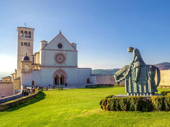 Basilica_San_Francesco_shutterstock_214655959