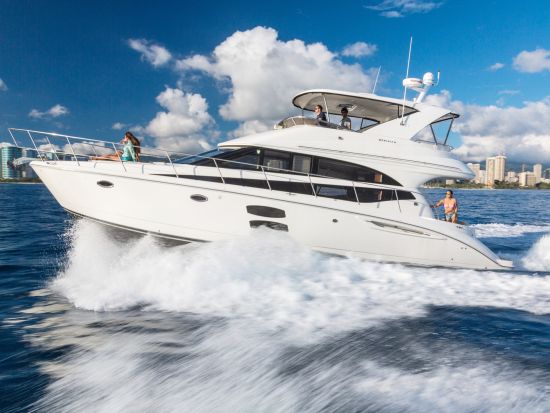 貸切ボートチャーター　セレンディピティ号　シュノーケリング体験とソフトドリンク付き！ワイキキ送迎可＜3時間／英語／ケワロ湾発＞