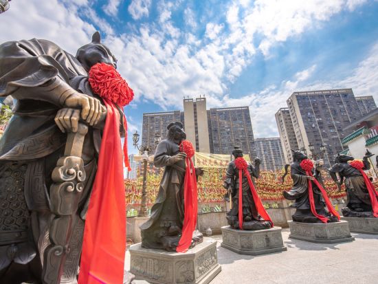 香港島半日ツアー　魅惑の香港をたっぷり観光＆スタンレーマーケットでのショッピングも！＜飲茶ランチ付／日本語ガイド／香港発＞ 