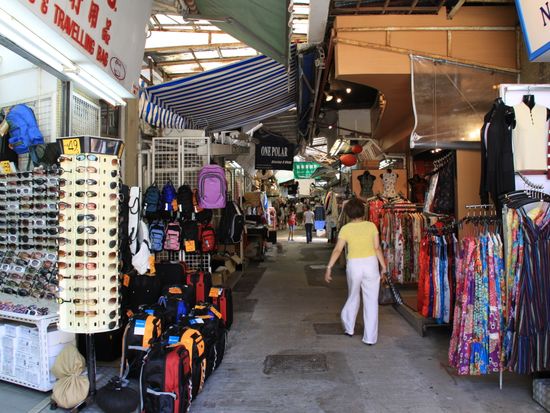 Hong Kong_Stanley Market_赤柱市場_pixta_2414770_M