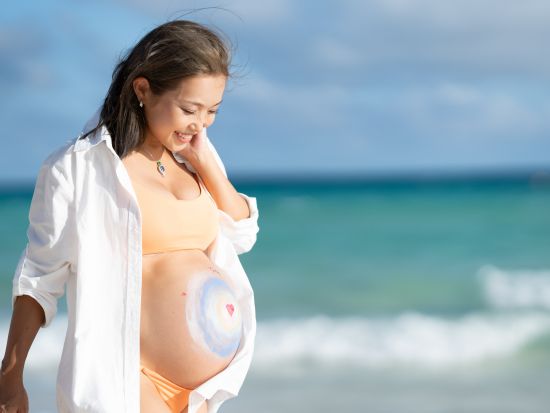 マタニティーフォトツアー　前浜ビーチや17ENDなど好きなロケーションで記念撮影　ボディペイント付き＆熱帯植物園での撮影プランあり＜宮古島＞