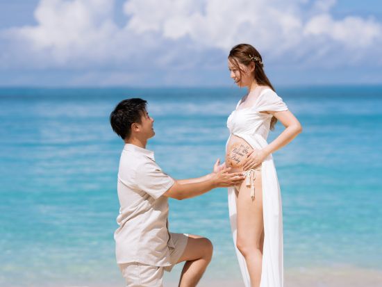 マタニティーフォトツアー　前浜ビーチや17ENDなど好きなロケーションで記念撮影　ボディペイント付き＆熱帯植物園での撮影プランあり＜宮古島＞