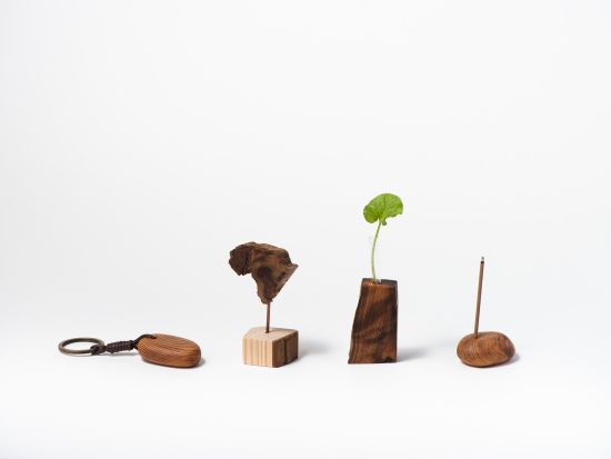 「屋久杉磨き体験」お香立て、一輪挿し、キーホルダーから選択可能 ～もので、ひとで、伝えていく屋久島～  by YAKUSHIMA BLESS