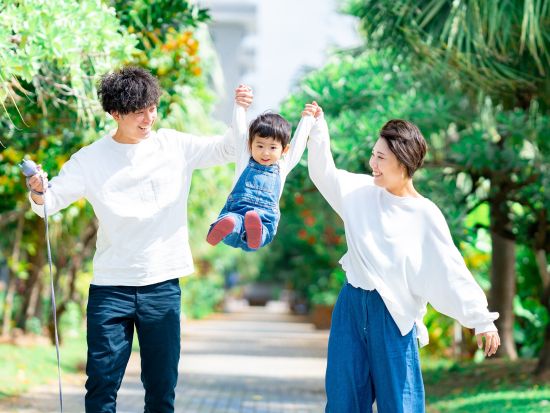 沖縄出張撮影  美しいロケーションで思い出の1枚を撮影！高画質で綺麗な写真を好きな場所でパシャリ 選べる充実6プラン＜約1時間／沖縄本島＞