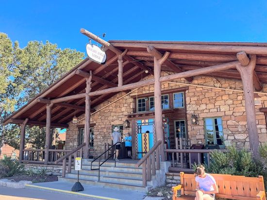 グランドキャニオン国立公園 日帰り観光ツアー　ルート66の町セリグマン立ち寄りあり ＜昼食付き／日本語ガイド＞