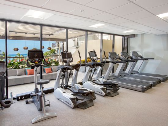 Aston-Waikiki-Beach-Tower-Fitness-Center-Close