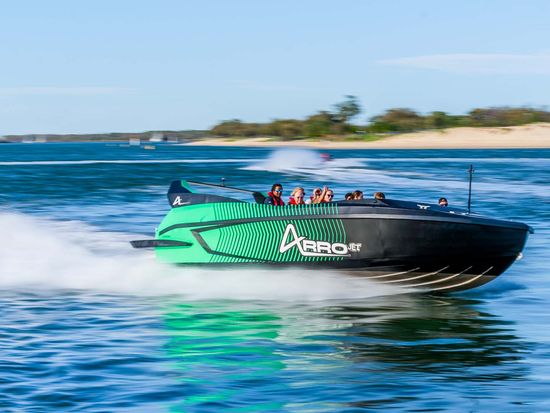 8_ArroJetBoating_Gold Coast_Jet Boat At Speed_TTC101029