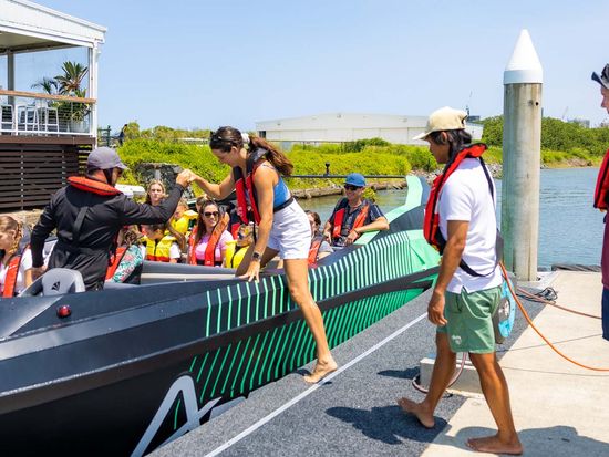 5_ArroJetBoating_Gold Coast_Guests Boarding Arro Jet_TTC101080