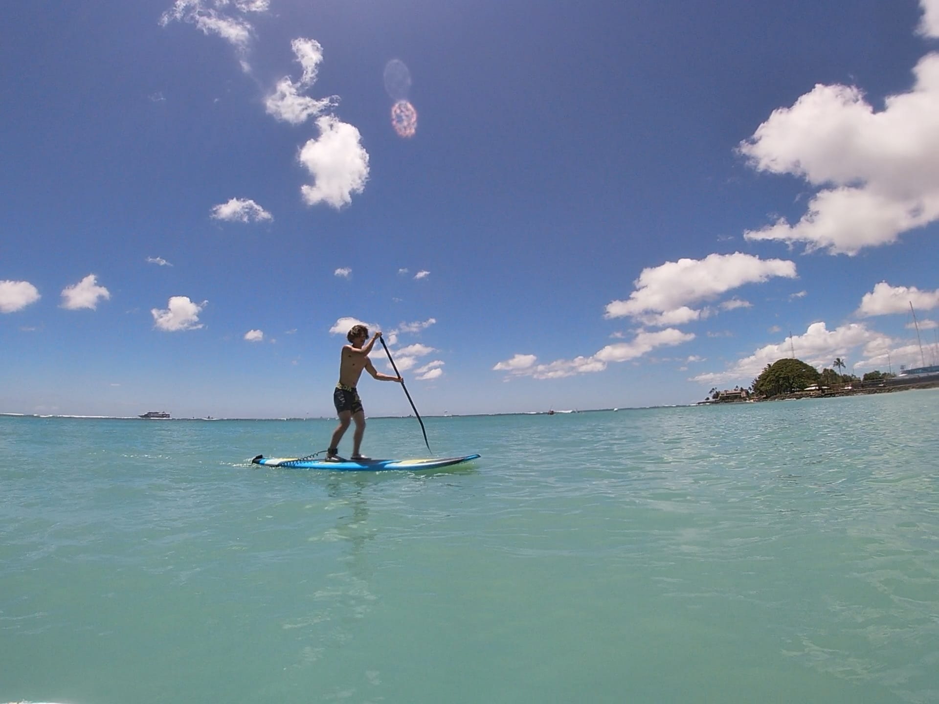 ハワイ SUP(スタンドアップパドル) | ハワイ 旅行の観光・オプショナル 