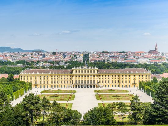 【都市間送迎】ウィーン市内 ⇒ ブダペスト市内 ＜貸切／日本語ガイド付きプランあり＞