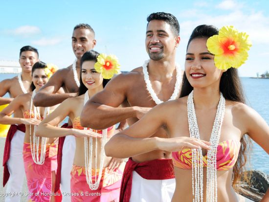 サンセット・ディナークルーズ 　  スターオブホノルル号　20名以上のグループプラン！プライベートルームでコースディナー＆ショー　