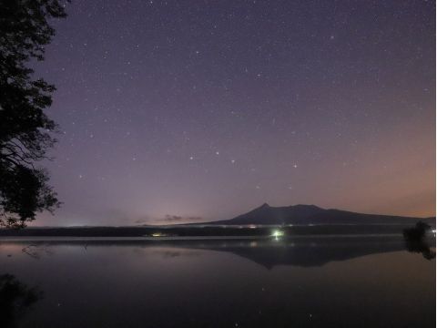 大沼ナイトカヌーツアー きらめく星空や月明かりの下をカヌーで進む ＜6～9月／0歳以上／大沼周辺送迎可＞byイクサンダー大沼カヌーハウス
