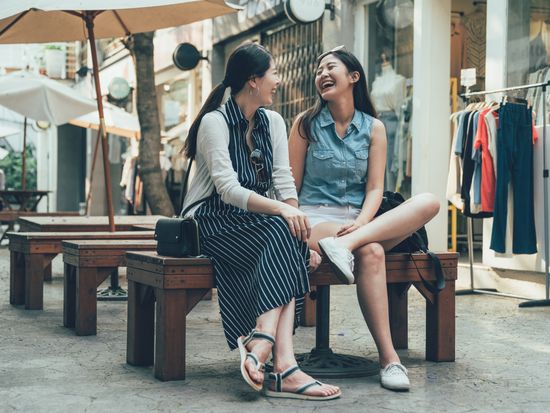 Generic_Shopping_shutterstock_1416012005