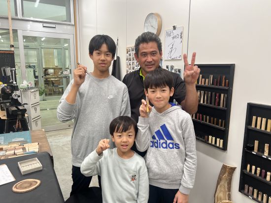 沖縄の木を使った木製ペン作り　記念品やプレゼントに最適な世界に1つだけのハンドメイドのペンを製作＜1～3時間／午前or午後／沖縄本島南部＞ 