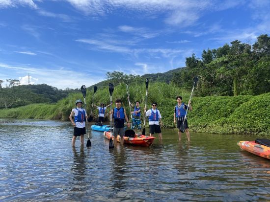 塩屋湾のカヤックツアー　世界自然遺産「やんばる」の大自然に囲まれてここでしか味わうことができない海の上からの絶景を満喫＜3コース／午前or午後／沖縄本島＞