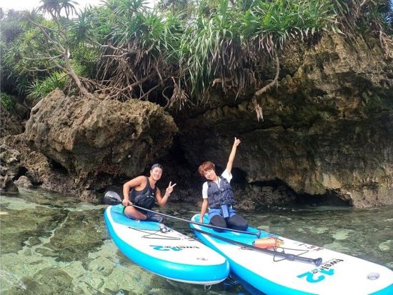 SUPクルージング 1組貸切！話題沸騰中のSUPを体験◎嬉しい温水シャワーなど設備も充実＜約2時間／恩納村＞by アンダゴ