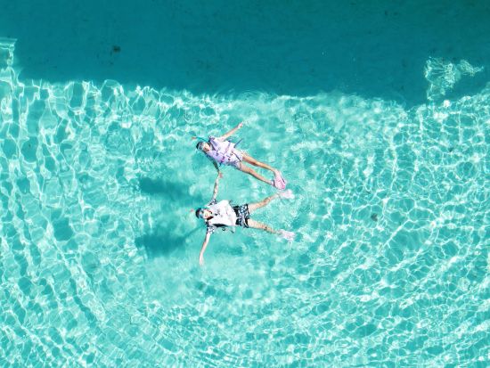 【伊良部島発】八重干瀬シュノーケルツアー 最上級の感動体験をご提供◎ドローン＆水中高画質カメラでの撮影付＜約4時間／軽食あり＞