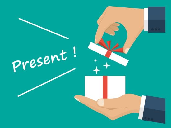 Campaign_gift_shutterstock (1)