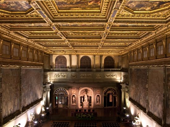 ヴェッキオ宮殿＆レオナルド・ダ・ヴィンチゆかりの地を巡る＜貸切／日本語ガイド＞Max Harvest