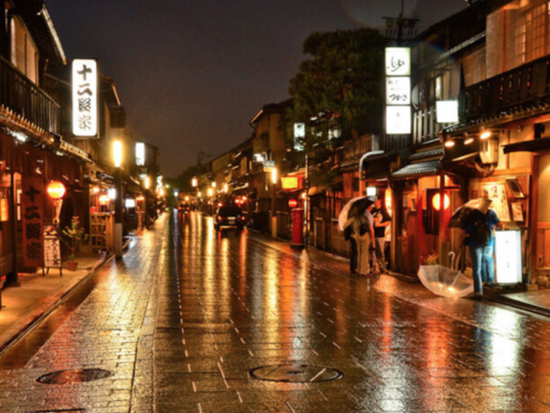 Kyoto-Gion_Shirakawa-Street-560x460