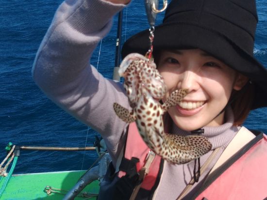 【貸切】奄美大島北部伝統「サバニ舟」で船釣り体験　初心者向け・最大3名様の少人数制　＜午前または午後／約2.5～3時間＞ by Maze奄美