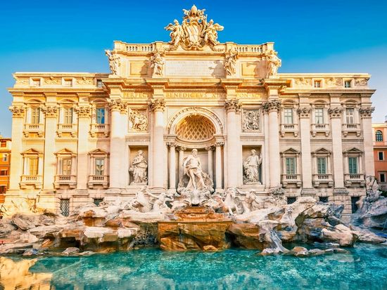 Italy_Rome_Fountain_di_Trevi_123RF_15118168_ML