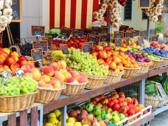 ショッピングなど好きなコースから選べる！ローマ街歩きプライベートツアー　ベテランアシスタントがサポート＜貸切／日本語／午前or午後／ローマ発＞by Mybus