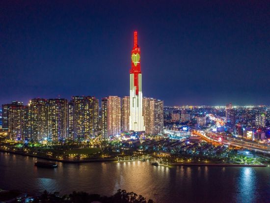 ホーチミン市内観光ナイトツアー　2階建て遊覧船でサイゴン川クルーズを楽しむ！プロパガンダ・ベトナミーズ・ビストロでの夕食付きプランあり＜日本語ガイド＞
