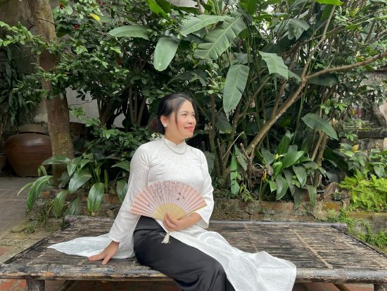 ドンラム村＆トレインストリート フォトジェニックツアー ＜昼食付き／英語ガイド／ハノイ発着＞