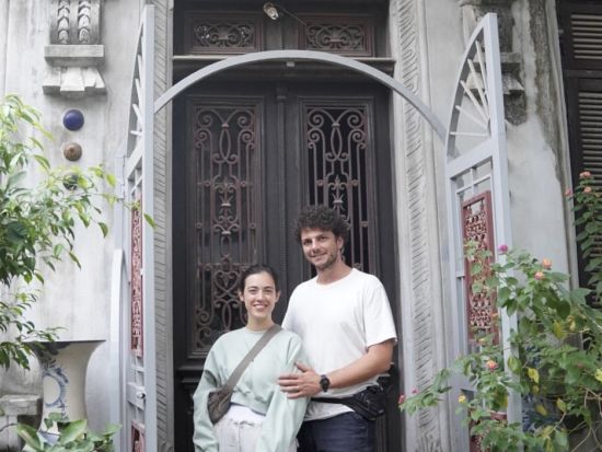 バッチャン村＆トレインストリート観光ツアー ＜昼食付き／英語ガイド／ハノイ発着＞