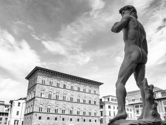 【ヴァザーリの回廊プラン有】ウフィツィ美術館入場＆フィレンツェ観光＜日本語公認ガイド／午前または午後／貸切／フィレンツェ発＞by Mybus