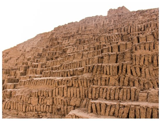 ワカ・プクヤーナ遺跡とワカ・マテオ・サラド ＜半日／貸切／送迎付き／リマ発＞