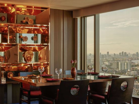 帰国日プラン！5つ星ホテル「バンヤンツリーバンコク」でのスパ＋サフロンレストラン「Saffron」での5コースディナー＋空港お送り ＜貸切送迎車＞