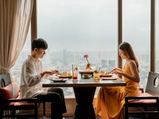 帰国日プラン！5つ星ホテル「バンヤンツリーバンコク」でのスパ＋サフロンレストラン「Saffron」での5コースディナー＋空港お送り ＜貸切送迎車＞