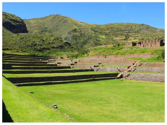 サウスバレー半日ツアー！ティポン遺跡 + ピキリャクタ + アンダワイリャス＜英語ガイド／送迎付き／クスコ発着＞