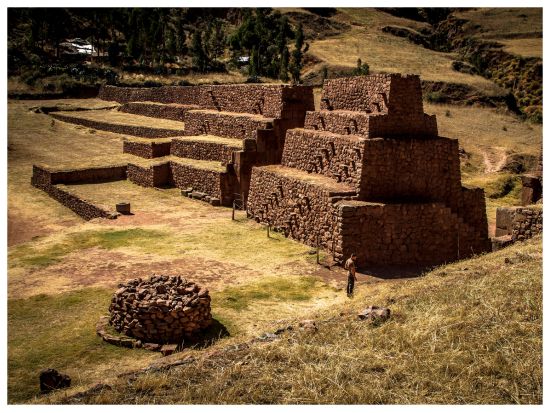 サウスバレー半日ツアー！ティポン遺跡 + ピキリャクタ + アンダワイリャス＜英語ガイド／送迎付き／クスコ発着＞