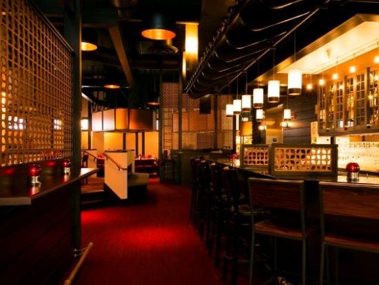 田中オブ東京　食事券＆事前予約　ライブ感あふれるパフォーマンスも必見！目の前で焼き上げる絶品鉄板焼き＜夕食／セントラル店・イースト店・ウェスト店＞