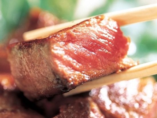 田中オブ東京　食事券＆事前予約　ライブ感あふれるパフォーマンスも必見！目の前で焼き上げる絶品鉄板焼き＜夕食／セントラル店・イースト店・ウェスト店＞