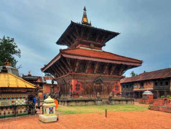 ナガルコット日の出鑑賞ツアー　バクタプル＆チャングナラヤン ＜貸切／朝食付き／英語または日本語ガイド＞