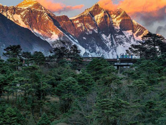 【13泊14日】エベレスト・ベースキャンプ トレッキングツアー ＜朝食付き／英語または日本語ガイド／トリブバン国際空港発着＞