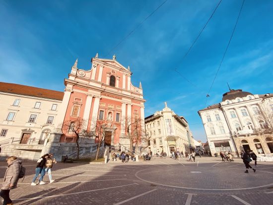 公認日本語ガイドが徹底解説！社会主義時代について知るリュブリャナ市内観光＜貸切／約1時間40分／リュブリャナ発＞