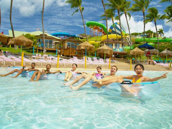 ウェット アンド ワイルド ハワイ　絶叫ウォータースライダーなど25種類以上のアトラクションが揃うウォーターパーク　ランチやドリンク付きパッケージプランあり