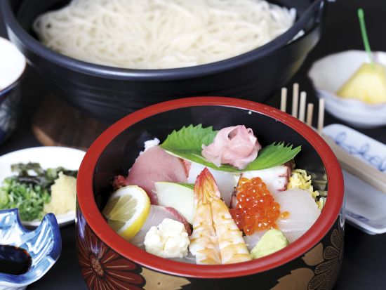 【長崎港発着】五島列島日帰り上五島観光ツアー 頭ヶ島の集落＆船でしか行けないキリシタン洞窟クルーズ 五島うどんと海鮮丼の昼食付＜2名～＞ by 九州商船