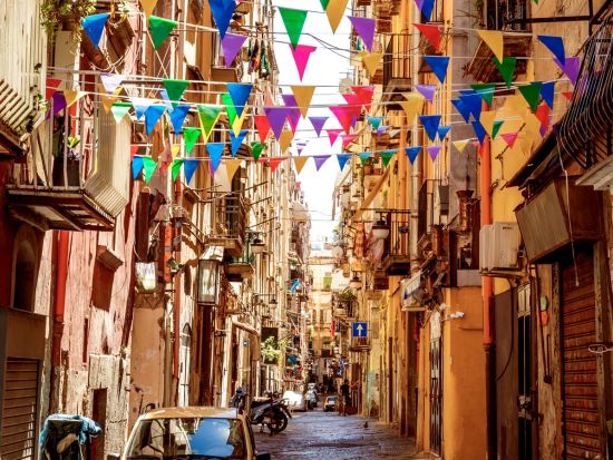 ナポリ街歩き＆ストリートフードツアー＜午後／約3時間／英語ガイド＞