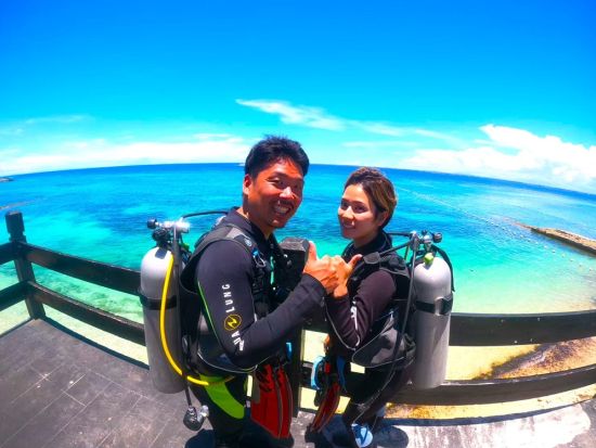 PADI Cカードライセンス取得＜2日コース／マクタン島内ホテル送迎付／日本語対応＞ by オールブルー