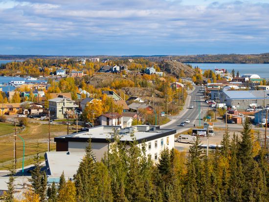 Canada_Yellowknife_pixta_57190704_M
